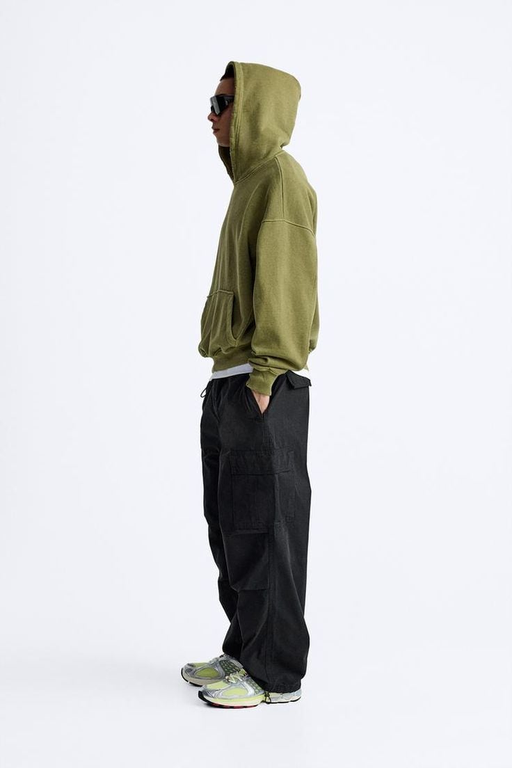 Nocturne 04 worn by a customer